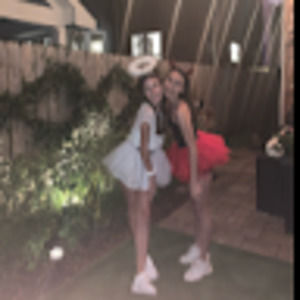 Meet your Posher, Leila